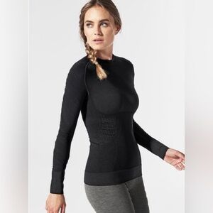 Blanqi Sport Base Layer Top